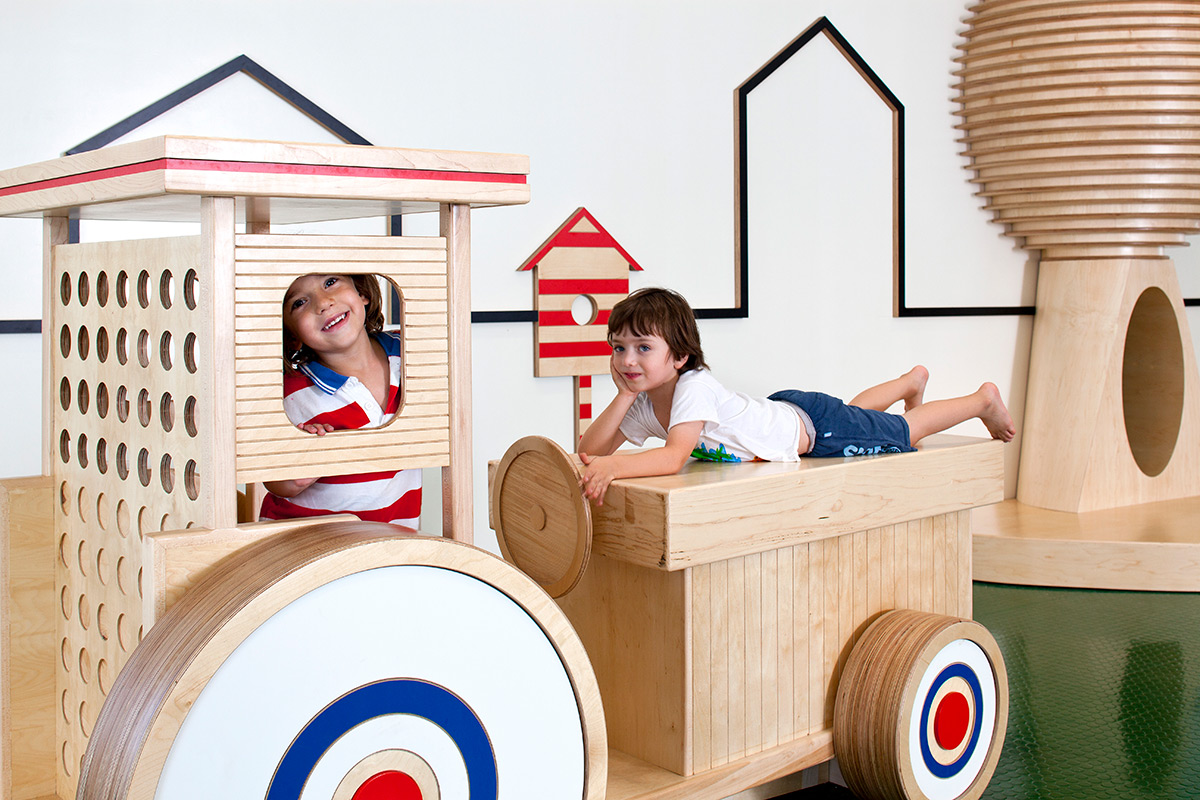 幼兒園游樂區(qū)設(shè)計有哪些原則? 幼兒園游樂區(qū)設(shè)計有哪些原則?